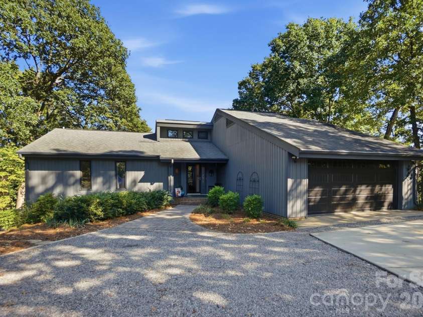 1669 Aragon Beach Road, Rock Hill, SC 29732.  MLS# CAR4429104, YatesRealty ID 56795. 