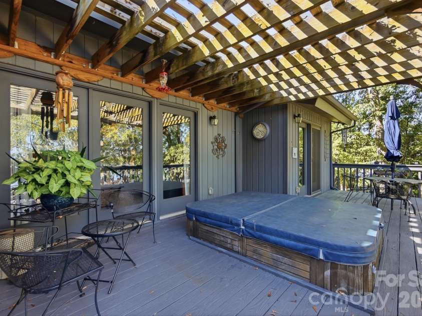 1669 Aragon Beach Road, Rock Hill, SC 29732.  MLS# CAR4429104, YatesRealty ID 56795. 