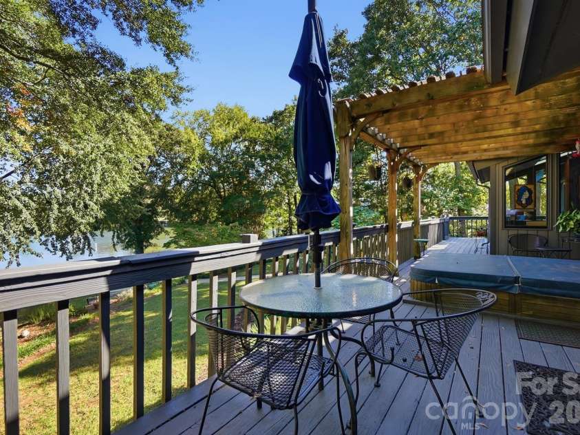 1669 Aragon Beach Road, Rock Hill, SC 29732.  MLS# CAR4429104, YatesRealty ID 56795. 