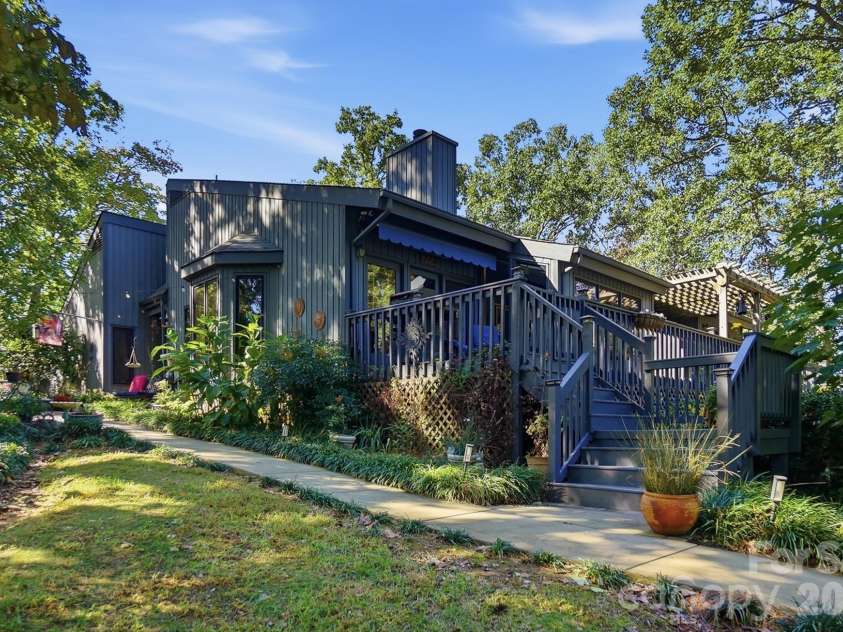 1669 Aragon Beach Road, Rock Hill, SC 29732.  MLS# CAR4429104, YatesRealty ID 56795. 