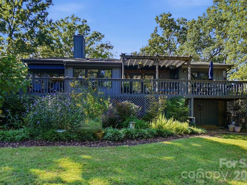 1669 Aragon Beach Road, Rock Hill, SC 29732.  MLS# CAR4429104, YatesRealty ID 56795. 