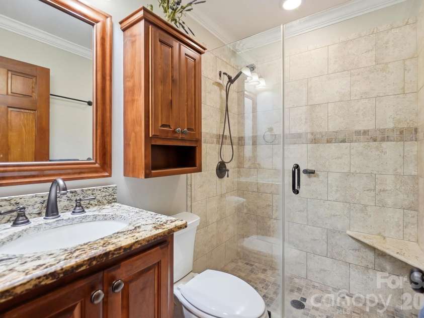 1669 Aragon Beach Road, Rock Hill, SC 29732.  MLS# CAR4429104, YatesRealty ID 56795. Full bath