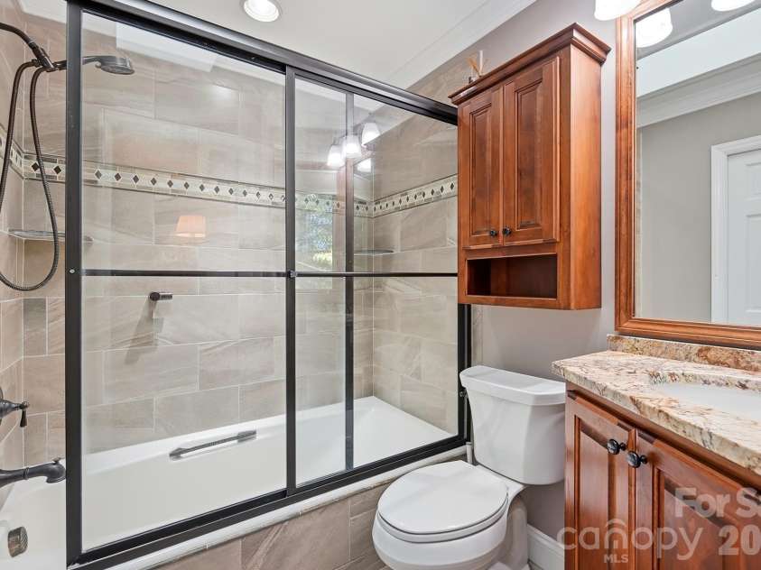 1669 Aragon Beach Road, Rock Hill, SC 29732.  MLS# CAR4429104, YatesRealty ID 56795. Primary bath