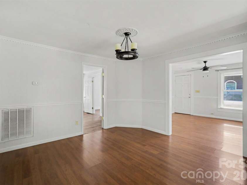 60 Winecoff Avenue, Concord, NC 28025.  MLS# CAR4435029, YatesRealty ID 56796. 