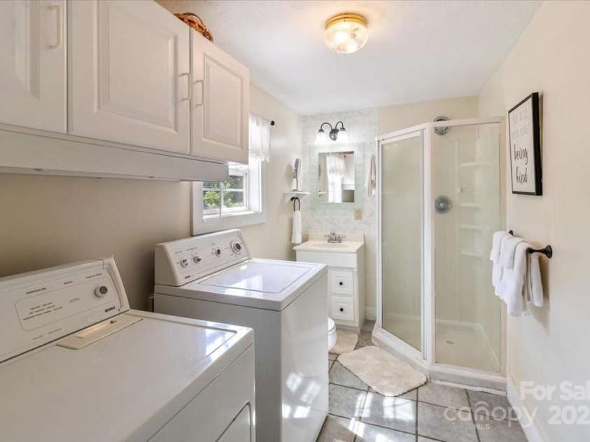 201 Murphy Hill Road, Weaverville, NC 28787.  MLS# CAR4296849, YatesRealty ID 568. 