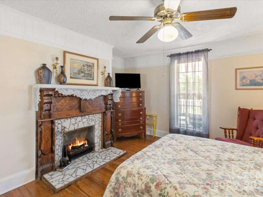 201 Murphy Hill Road, Weaverville, NC 28787.  MLS# CAR4296849, YatesRealty ID 568. 