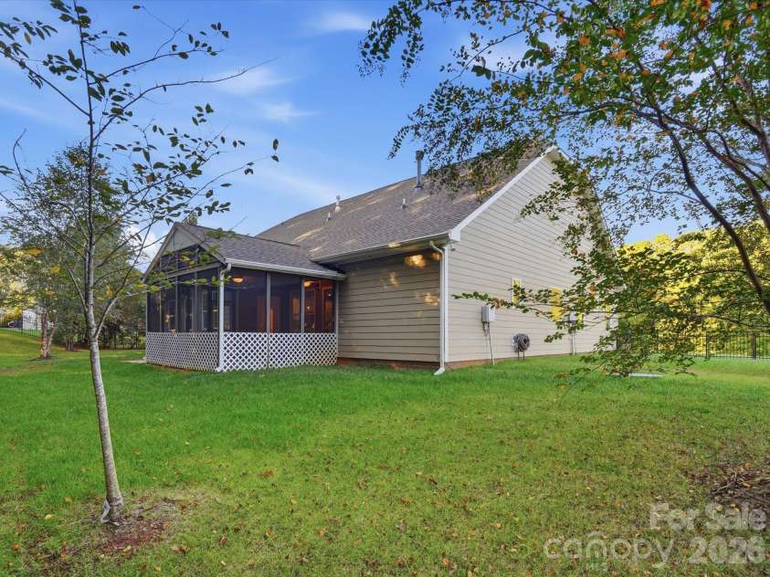 4157 Nottaway Place Drive, Mint Hill, NC 28105.  MLS# CAR4432639, YatesRealty ID 56800. 