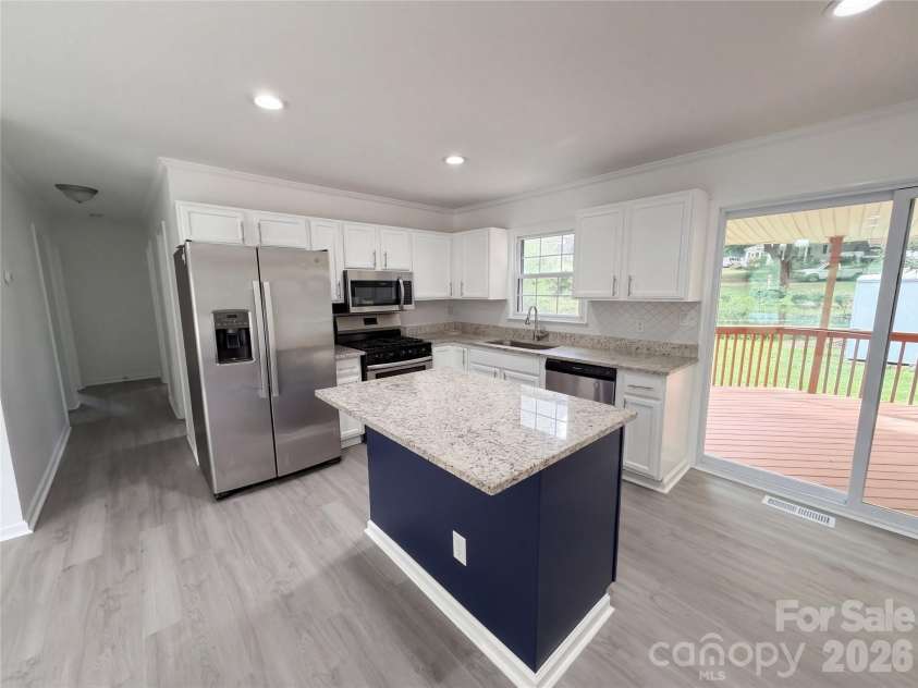 3002 Fallswood Drive, Gastonia, NC 28052.  MLS# CAR4435057, YatesRealty ID 56801. 