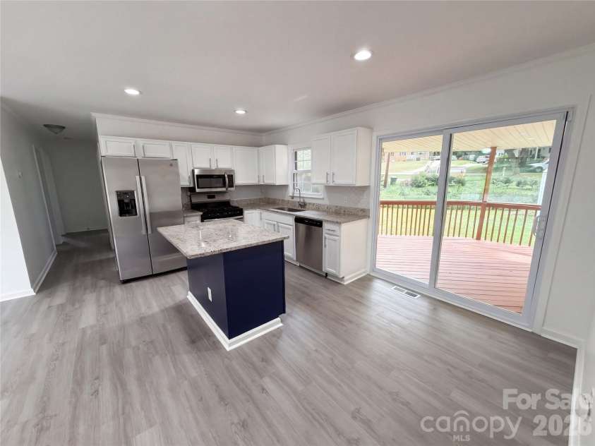3002 Fallswood Drive, Gastonia, NC 28052.  MLS# CAR4435057, YatesRealty ID 56801. 