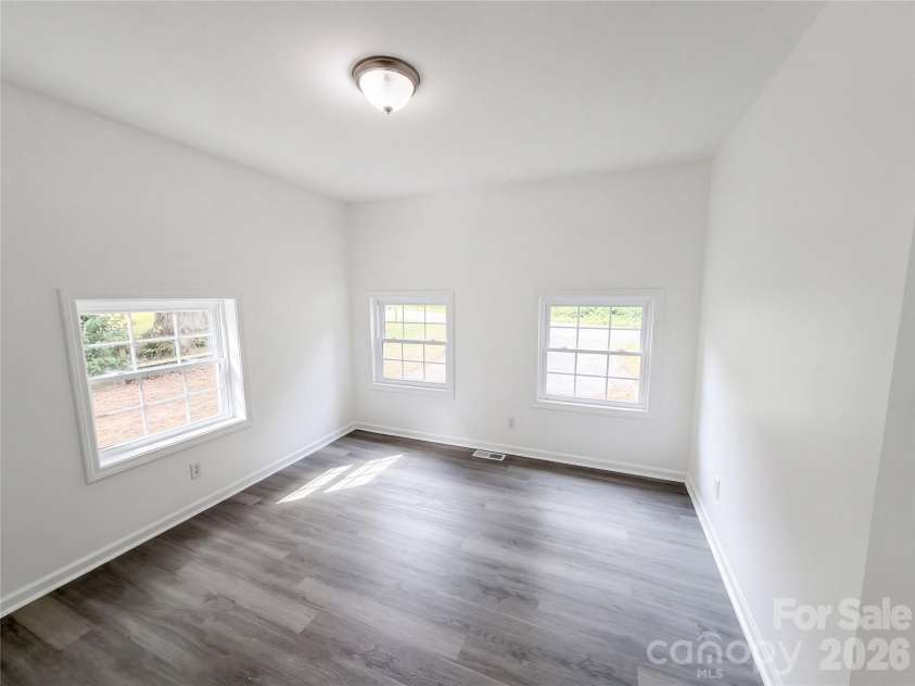 3002 Fallswood Drive, Gastonia, NC 28052.  MLS# CAR4435057, YatesRealty ID 56801. 