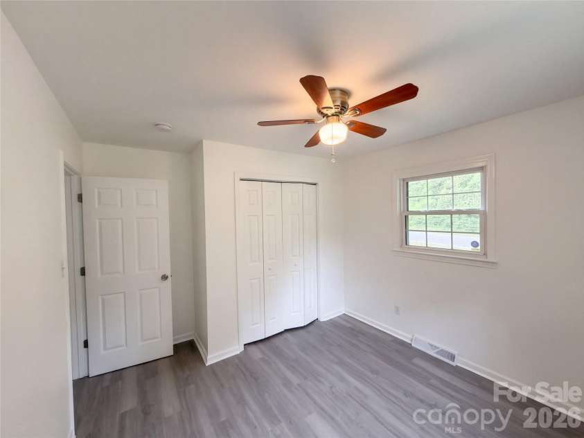 3002 Fallswood Drive, Gastonia, NC 28052.  MLS# CAR4435057, YatesRealty ID 56801. 