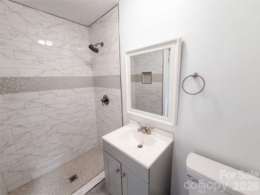 3002 Fallswood Drive, Gastonia, NC 28052.  MLS# CAR4435057, YatesRealty ID 56801. 