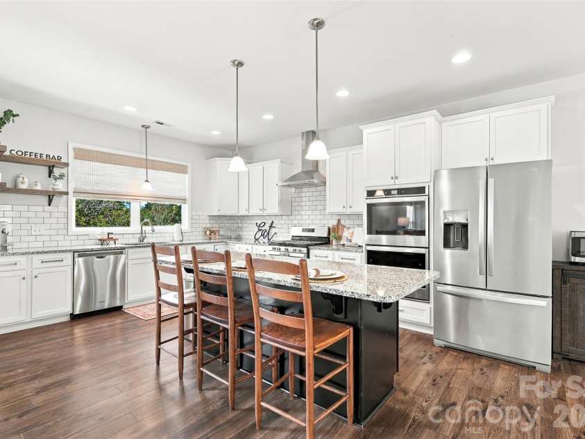 196 Treebark Road, Statesville, NC 28625.  MLS# CAR4429281, YatesRealty ID 56805. 