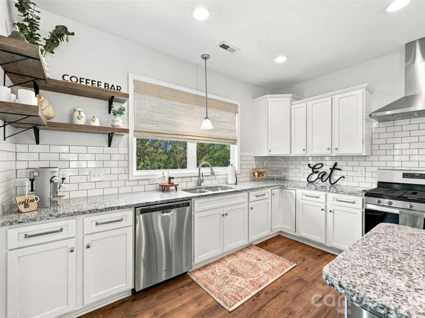 196 Treebark Road, Statesville, NC 28625.  MLS# CAR4429281, YatesRealty ID 56805. 