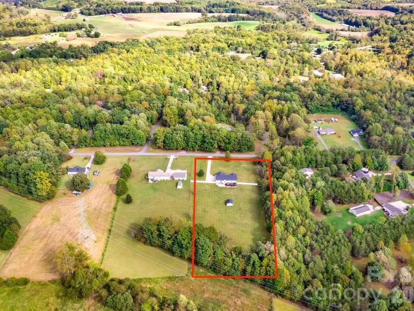 196 Treebark Road, Statesville, NC 28625.  MLS# CAR4429281, YatesRealty ID 56805. Lot lines are approximate