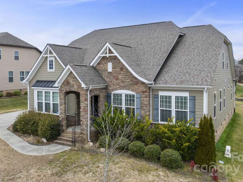 11223 Wescott Hill Drive, Huntersville, NC 28078.  MLS# CAR4220782, YatesRealty ID 5681. 