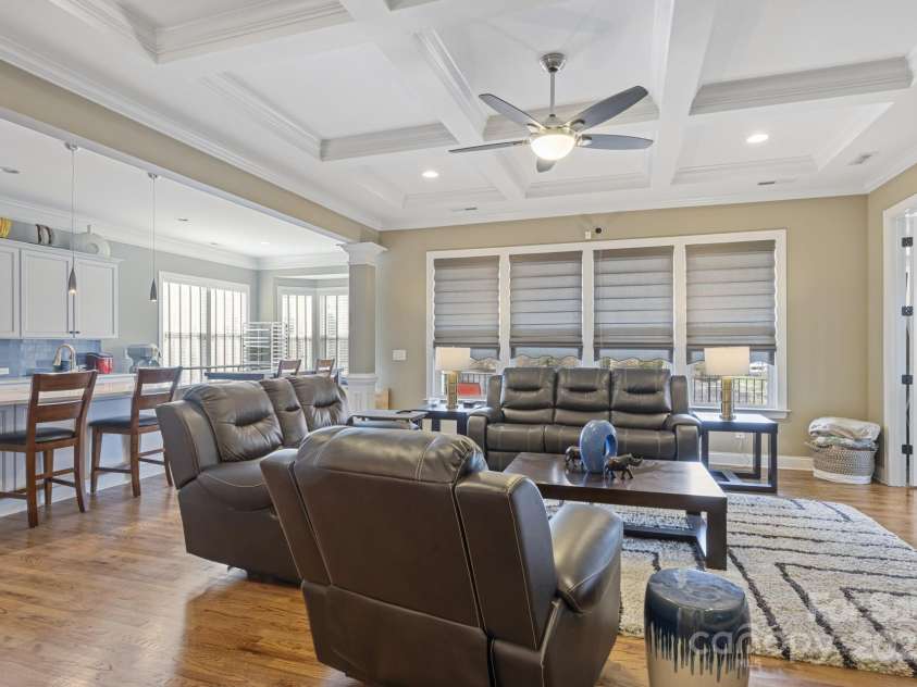 11223 Wescott Hill Drive, Huntersville, NC 28078.  MLS# CAR4220782, YatesRealty ID 5681. 