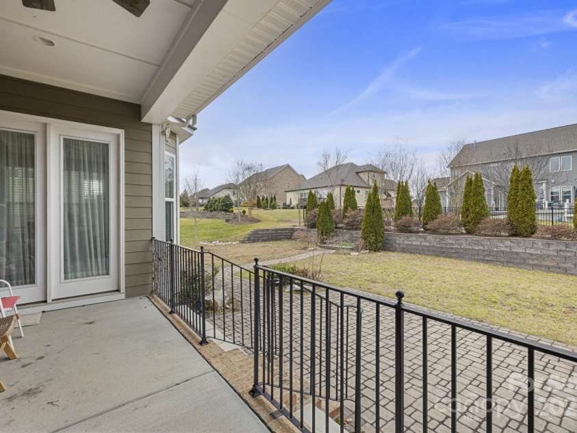 11223 Wescott Hill Drive, Huntersville, NC 28078.  MLS# CAR4220782, YatesRealty ID 5681. 