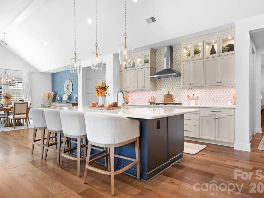 8431 Bassinger Drive, Huntersville, NC 28078.  MLS# CAR4431472, YatesRealty ID 56815. Open floor-plan is perfect for entertaining.
