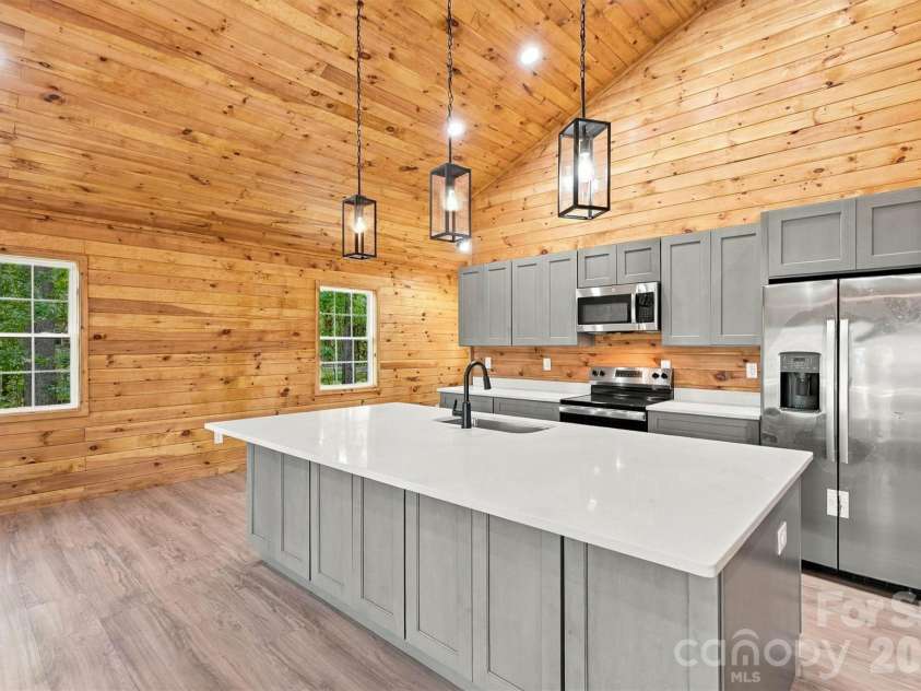3530 Dogwood Lane, Morganton, NC 28655.  MLS# CAR4434773, YatesRealty ID 56818. 