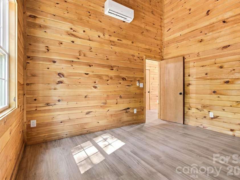 3530 Dogwood Lane, Morganton, NC 28655.  MLS# CAR4434773, YatesRealty ID 56818. 