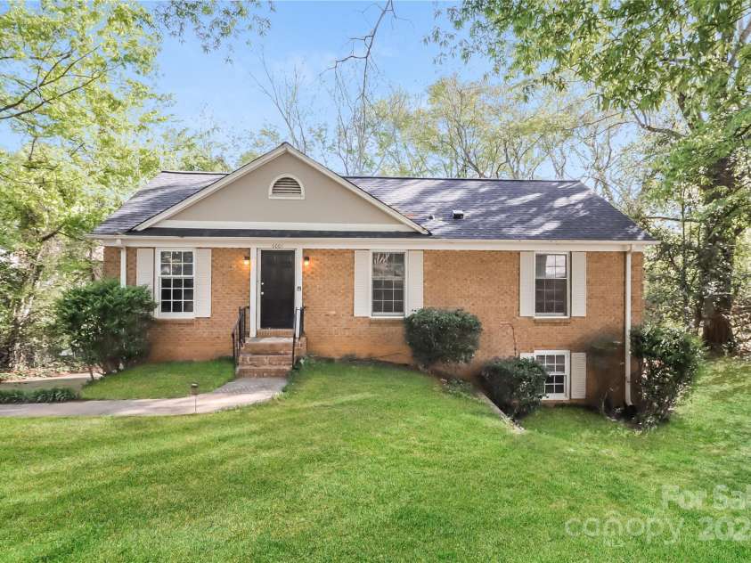 6001 Plaza Lane, Charlotte, NC 28215.  MLS# CAR4243345, YatesRealty ID 5682. Front of house