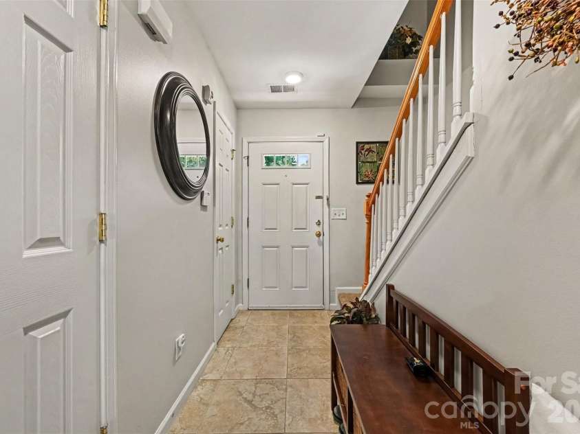 10442 Columbia Crest Court, Charlotte, NC 28270.  MLS# CAR4419121, YatesRealty ID 56820. 