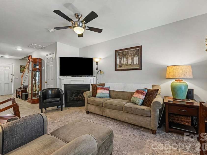 10442 Columbia Crest Court, Charlotte, NC 28270.  MLS# CAR4419121, YatesRealty ID 56820. 