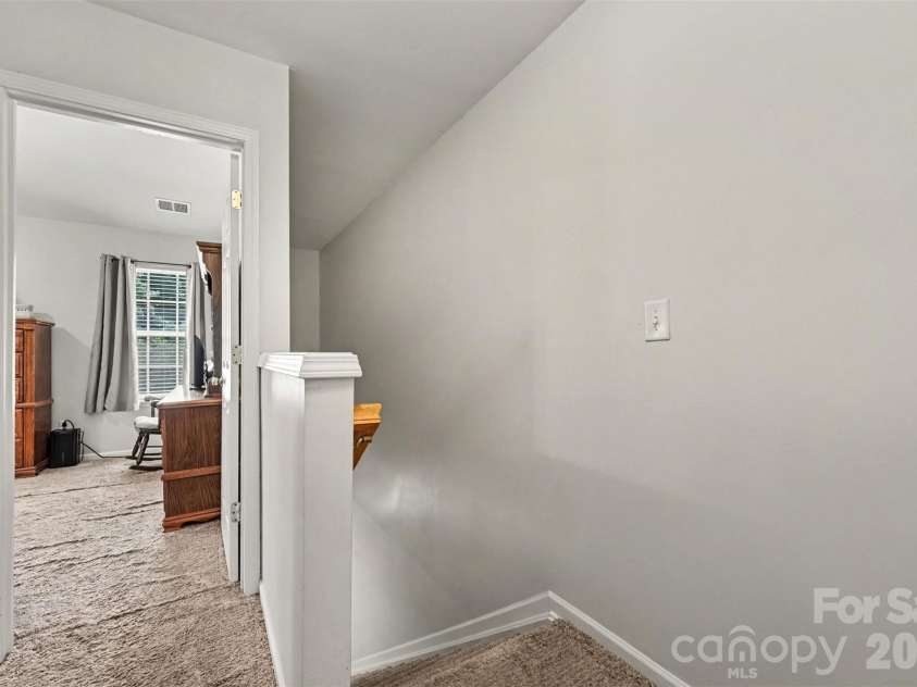 10442 Columbia Crest Court, Charlotte, NC 28270.  MLS# CAR4419121, YatesRealty ID 56820. 