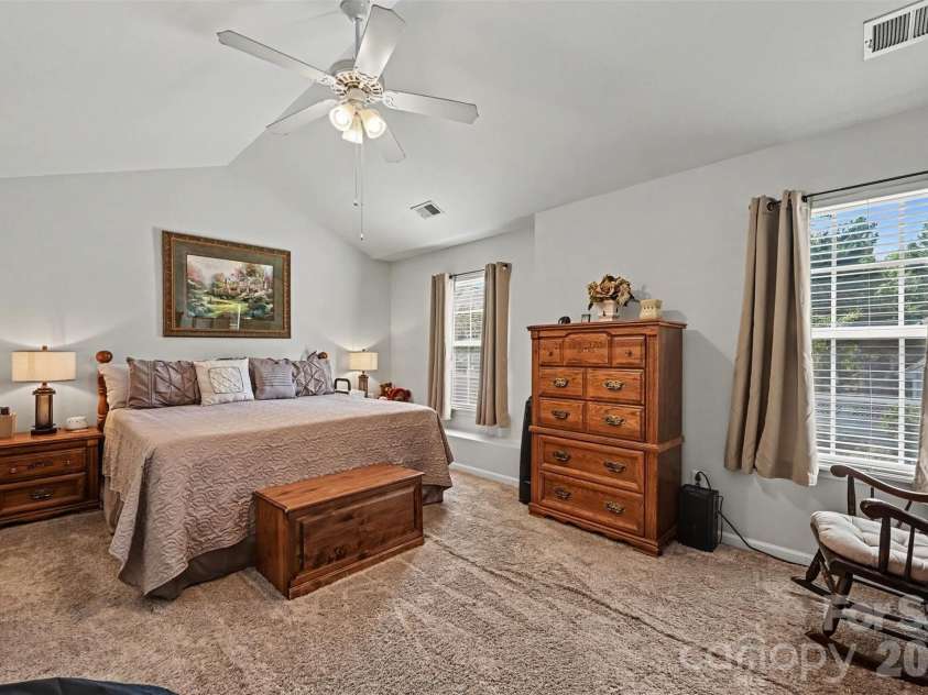 10442 Columbia Crest Court, Charlotte, NC 28270.  MLS# CAR4419121, YatesRealty ID 56820. 