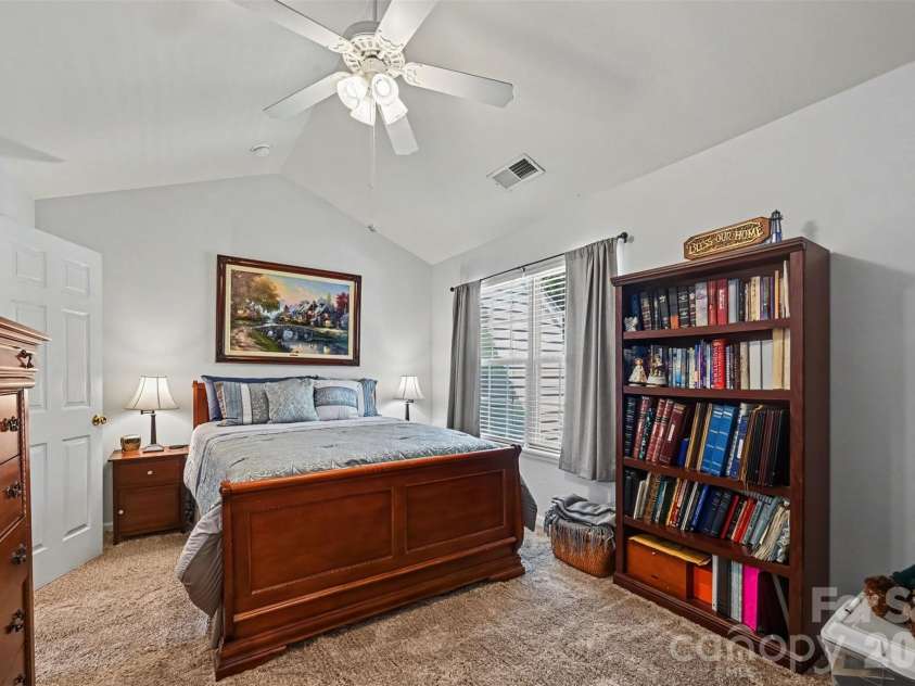 10442 Columbia Crest Court, Charlotte, NC 28270.  MLS# CAR4419121, YatesRealty ID 56820. 