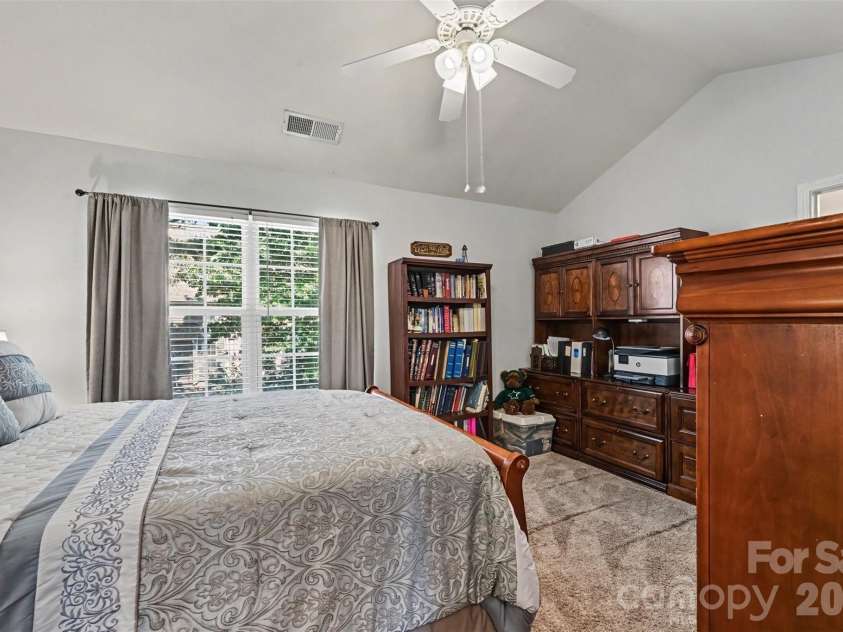 10442 Columbia Crest Court, Charlotte, NC 28270.  MLS# CAR4419121, YatesRealty ID 56820. 