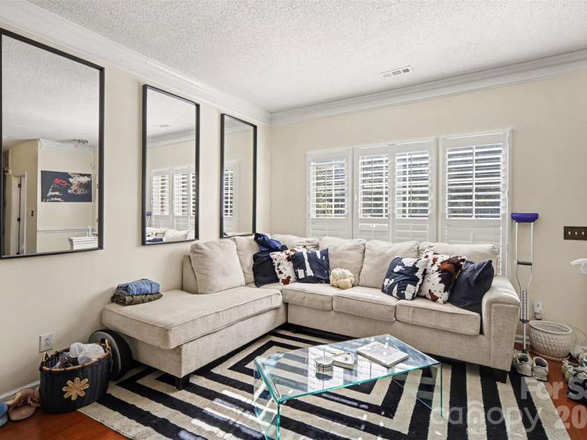 11410 Hunters Landing Drive, Charlotte, NC 28273.  MLS# CAR4433012, YatesRealty ID 56821. 