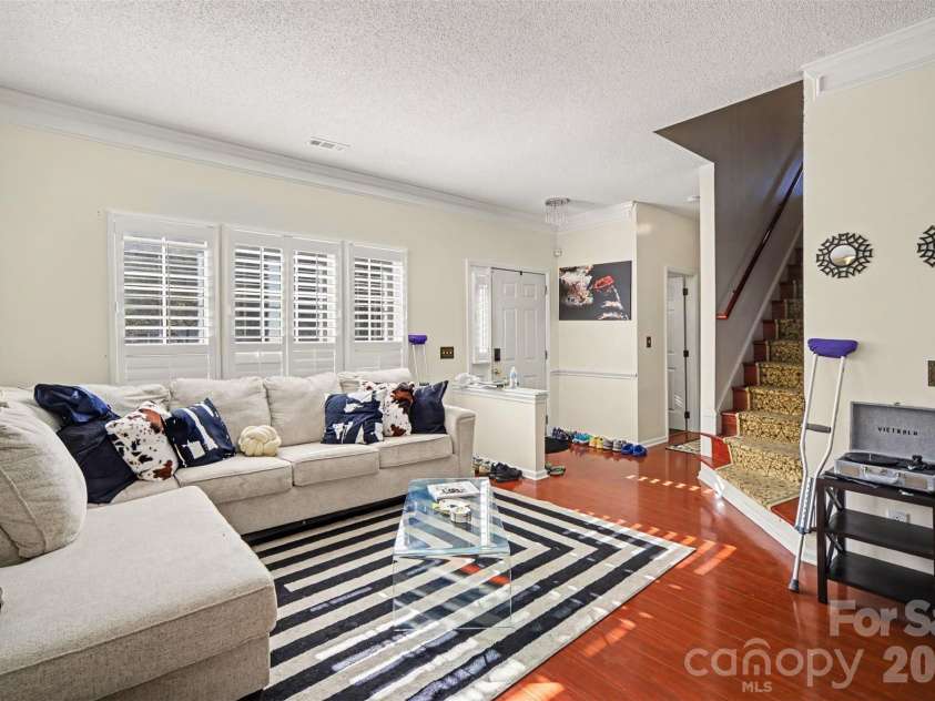 11410 Hunters Landing Drive, Charlotte, NC 28273.  MLS# CAR4433012, YatesRealty ID 56821. 