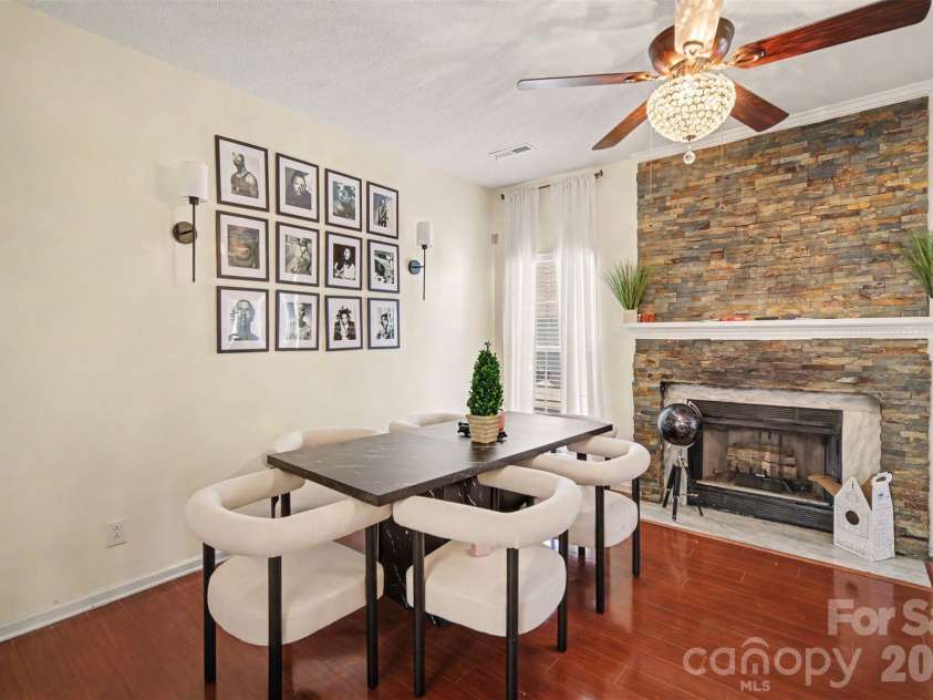 11410 Hunters Landing Drive, Charlotte, NC 28273.  MLS# CAR4433012, YatesRealty ID 56821. 