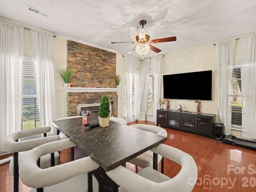 11410 Hunters Landing Drive, Charlotte, NC 28273.  MLS# CAR4433012, YatesRealty ID 56821. 
