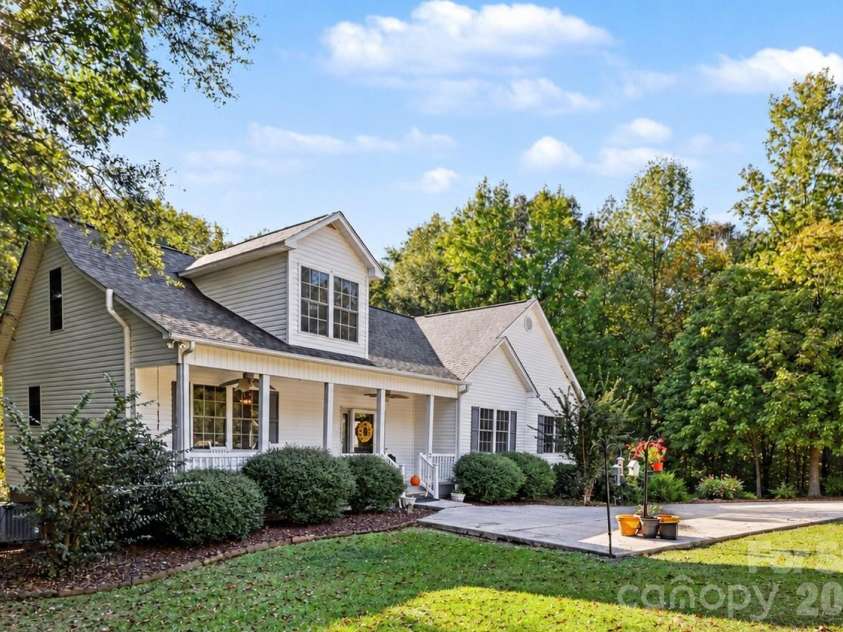 9133 Sunrise Meadow Road, Indian Land, SC 29707.  MLS# CAR4433690, YatesRealty ID 56823. 