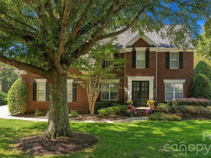 15502 Tolliver Drive, Charlotte, NC 28277.  MLS# CAR4433498, YatesRealty ID 56825. 