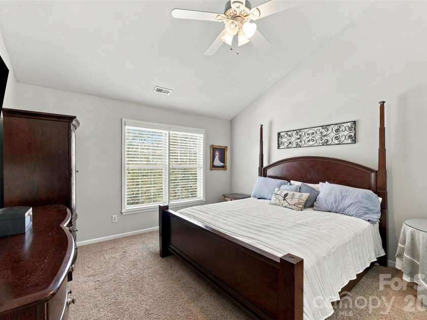 15502 Tolliver Drive, Charlotte, NC 28277.  MLS# CAR4433498, YatesRealty ID 56825. 
