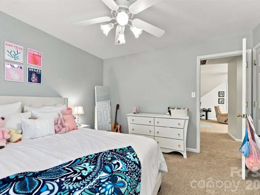 15502 Tolliver Drive, Charlotte, NC 28277.  MLS# CAR4433498, YatesRealty ID 56825. 
