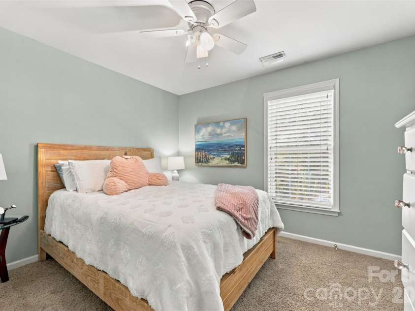 15502 Tolliver Drive, Charlotte, NC 28277.  MLS# CAR4433498, YatesRealty ID 56825. 