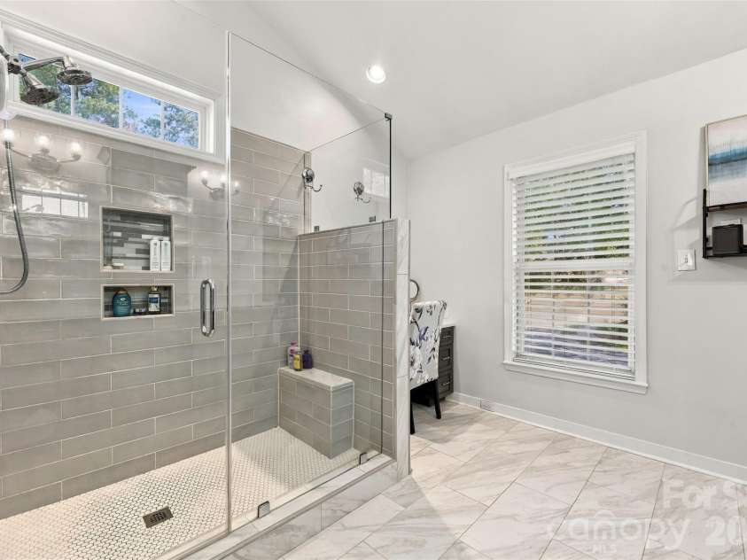 15502 Tolliver Drive, Charlotte, NC 28277.  MLS# CAR4433498, YatesRealty ID 56825. 