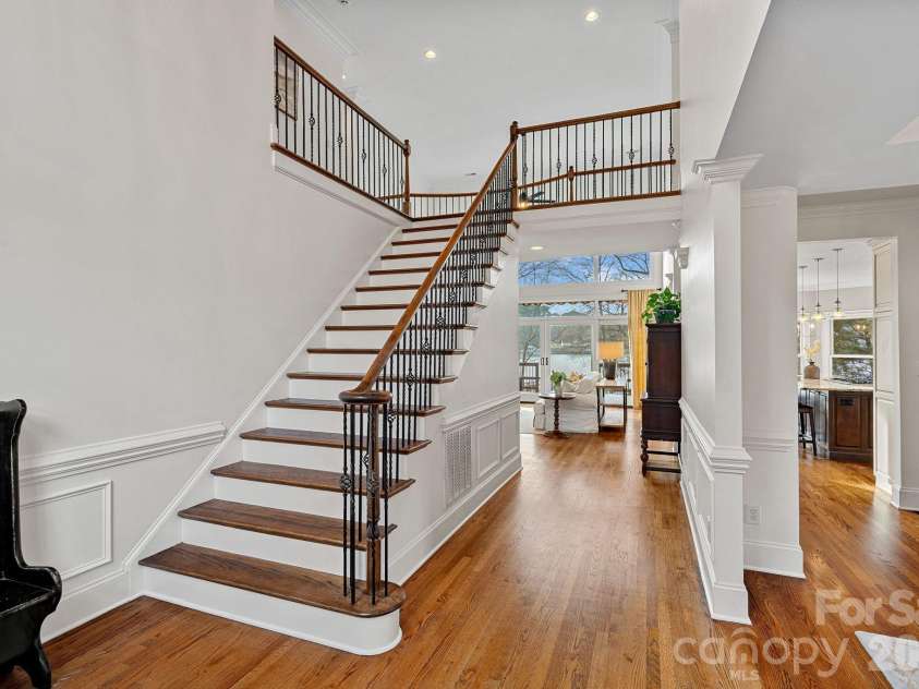 124 Cedar Bluff Lane, Mooresville, NC 28117.  MLS# CAR4346141, YatesRealty ID 5683. 