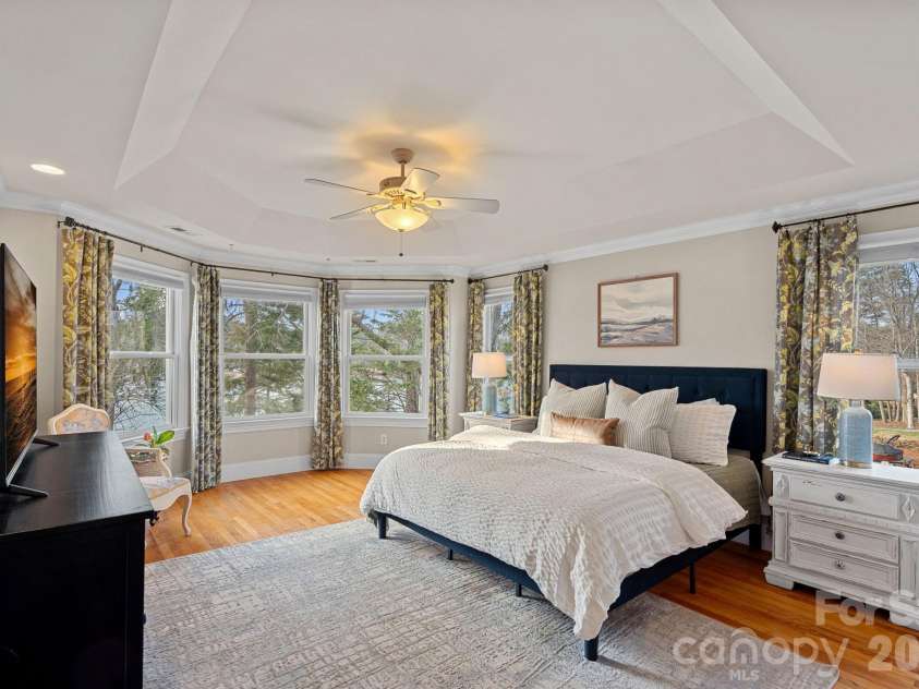 124 Cedar Bluff Lane, Mooresville, NC 28117.  MLS# CAR4346141, YatesRealty ID 5683. 
