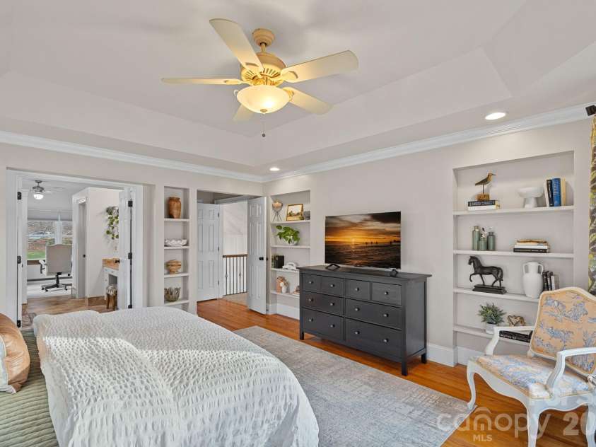 124 Cedar Bluff Lane, Mooresville, NC 28117.  MLS# CAR4346141, YatesRealty ID 5683. 