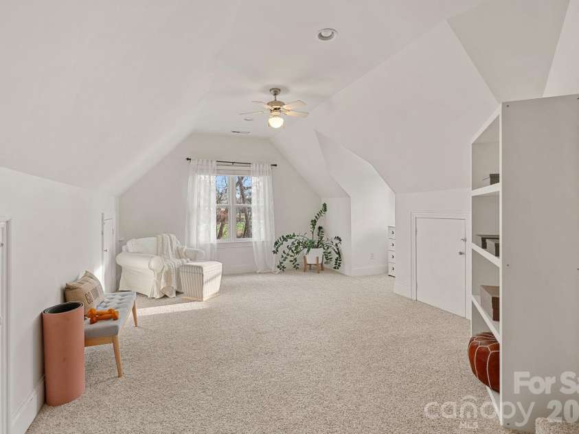 124 Cedar Bluff Lane, Mooresville, NC 28117.  MLS# CAR4346141, YatesRealty ID 5683. 