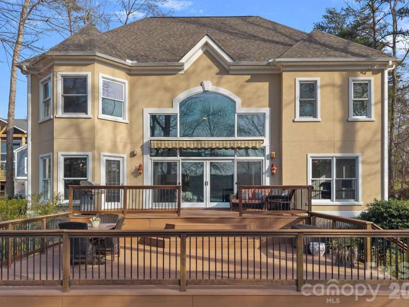 124 Cedar Bluff Lane, Mooresville, NC 28117.  MLS# CAR4346141, YatesRealty ID 5683. 