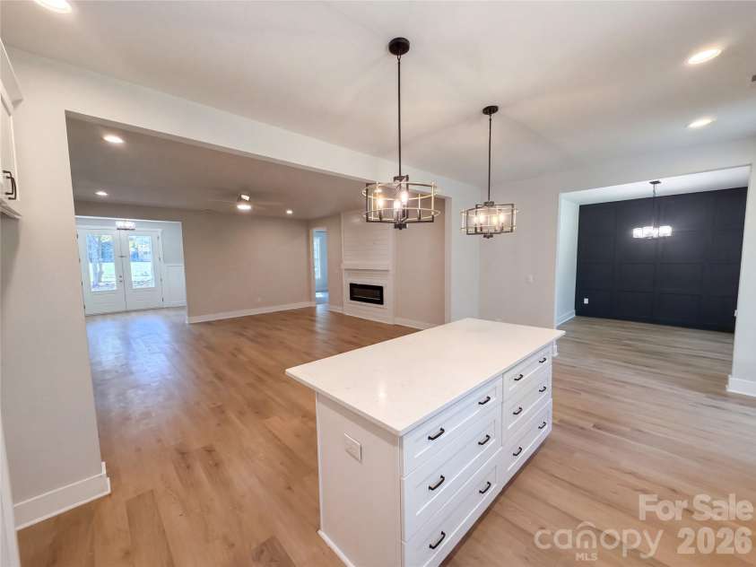 8807 Crestwood Drive, Mount Pleasant, NC 28124.  MLS# CAR4435113, YatesRealty ID 56831. 