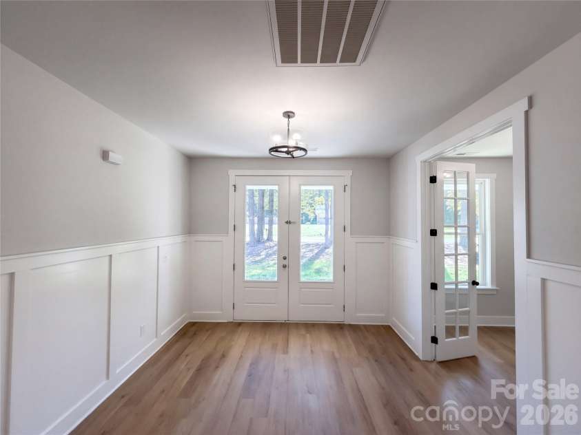 8807 Crestwood Drive, Mount Pleasant, NC 28124.  MLS# CAR4435113, YatesRealty ID 56831. 