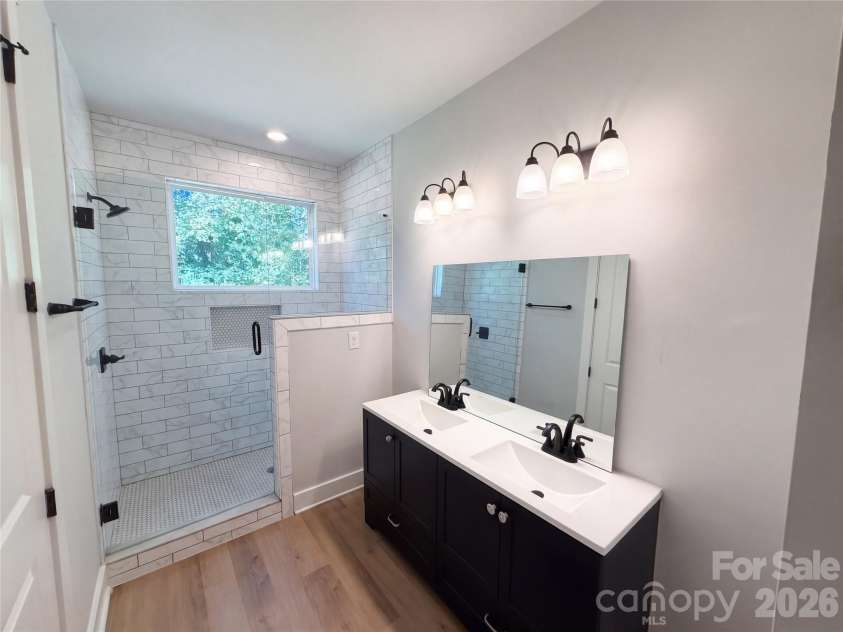 8807 Crestwood Drive, Mount Pleasant, NC 28124.  MLS# CAR4435113, YatesRealty ID 56831. 